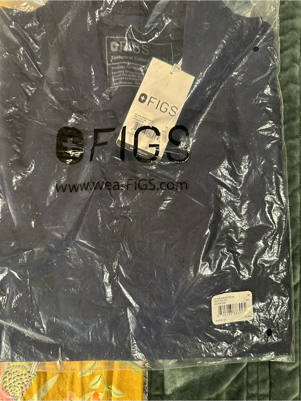 Figs Women’s Short Sleeve Top - Navy